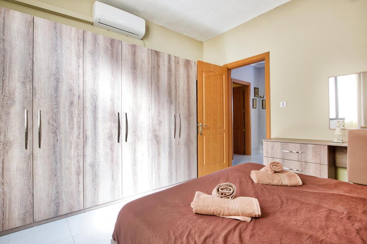 119/4 - Sea View Apartment - 3 Bedrooms Xghajra Dış mekan fotoğraf