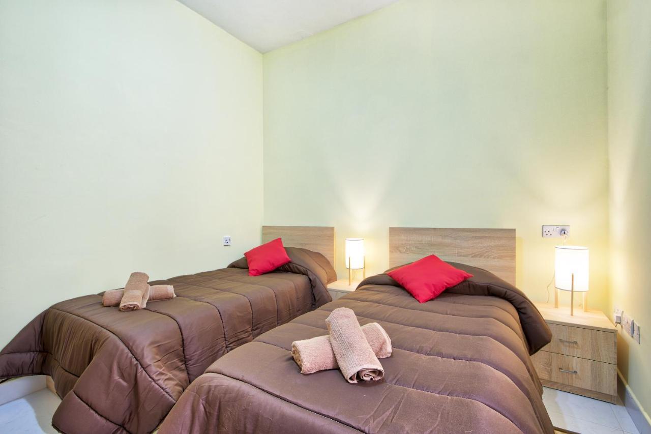 119/4 - Sea View Apartment - 3 Bedrooms Xghajra Dış mekan fotoğraf
